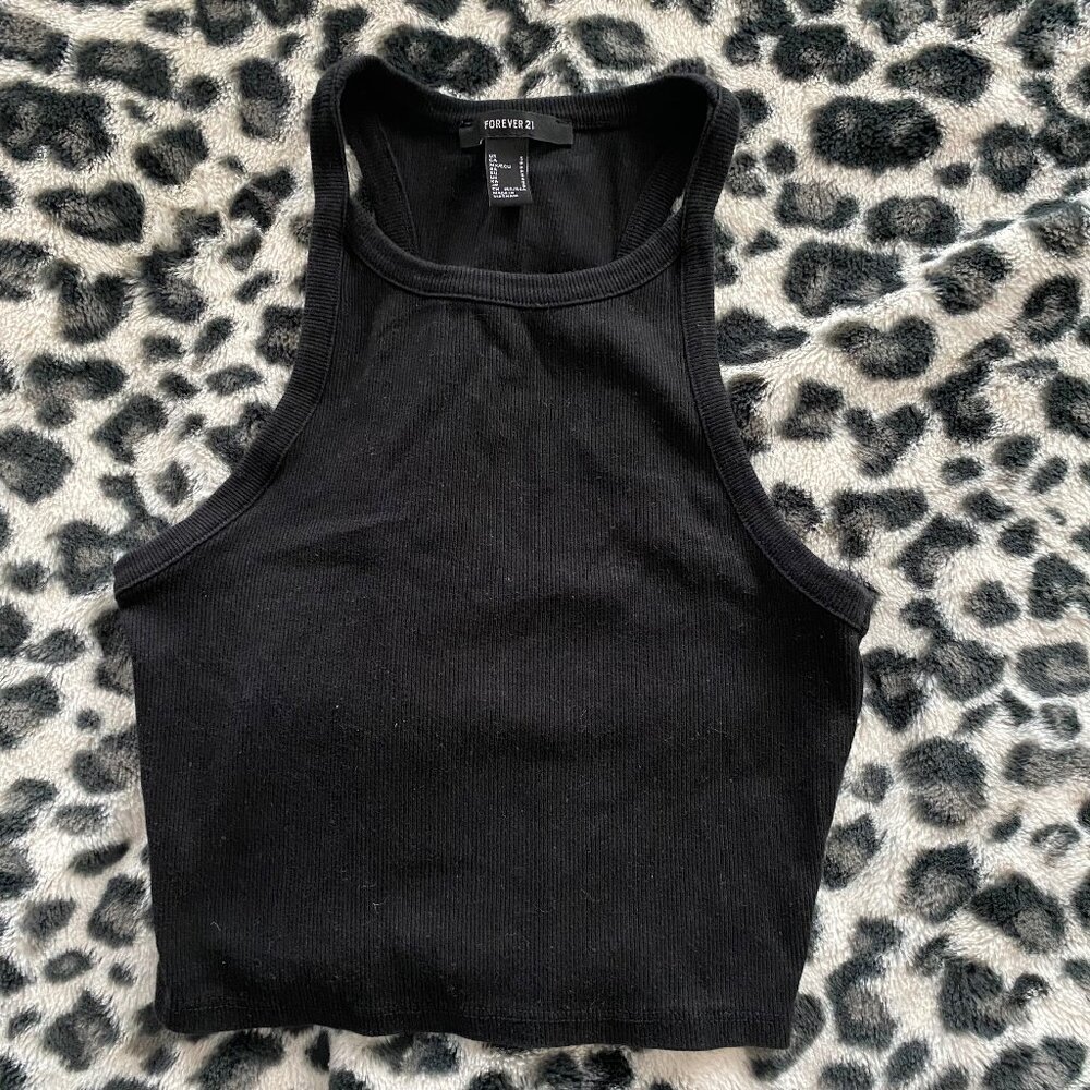 small black crop top